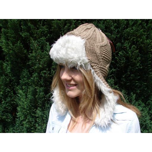 ice-peak-camel-knitted-trapper-style-hat-1-2--[2]-8599-p.jpg